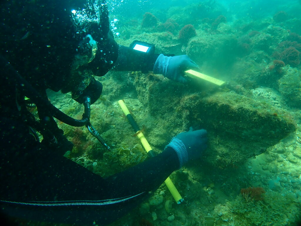 Recording a stone mooring near Bhit Khori in Pakistan- photocredit (MaritimEA)
